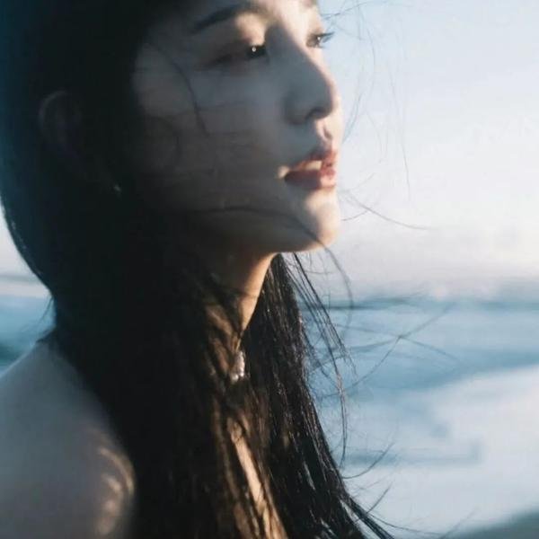 黑白姊妹